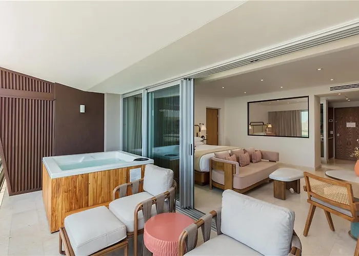 Hotel Corazon Cabo And